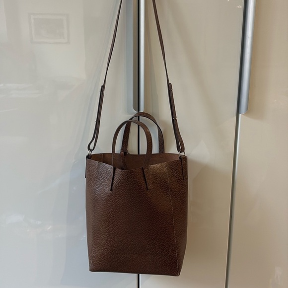 Authentic pebble leather made in Italy purse - Picture 2 of 3